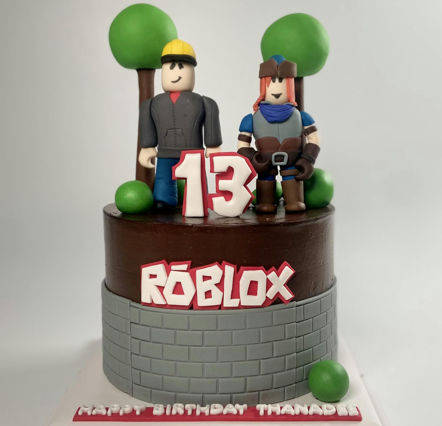 100% edible fondant sculpted Roblox birthday cake